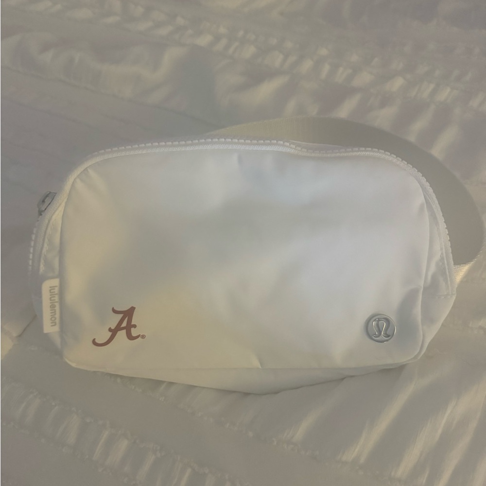 BRAND NEW alabama lululemon belt bag